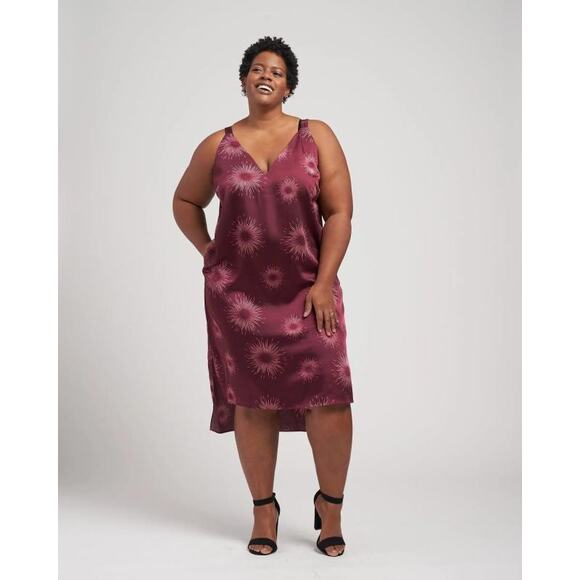 Universal Standard Shindig Satin Slip Dress Red Womens Plus Size 3X New - Picture 1 of 10